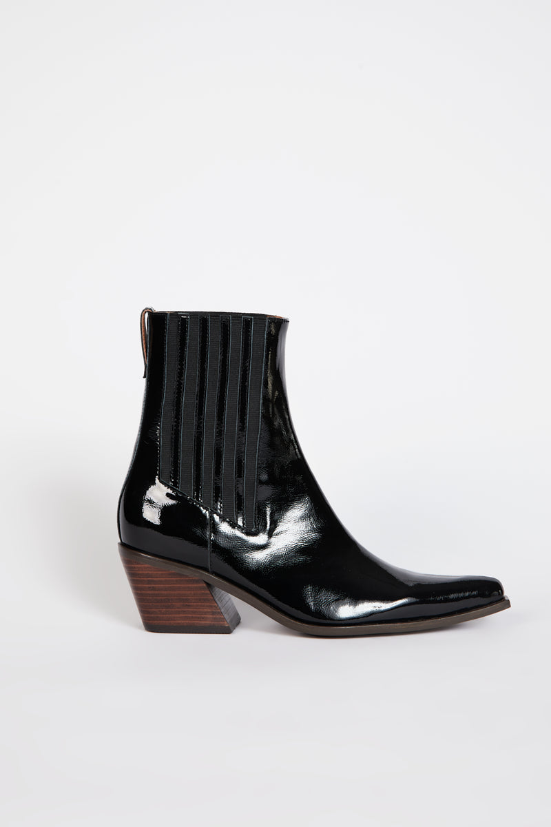 Intentionally Blank HILLARY PATENT WESTERN BOOT