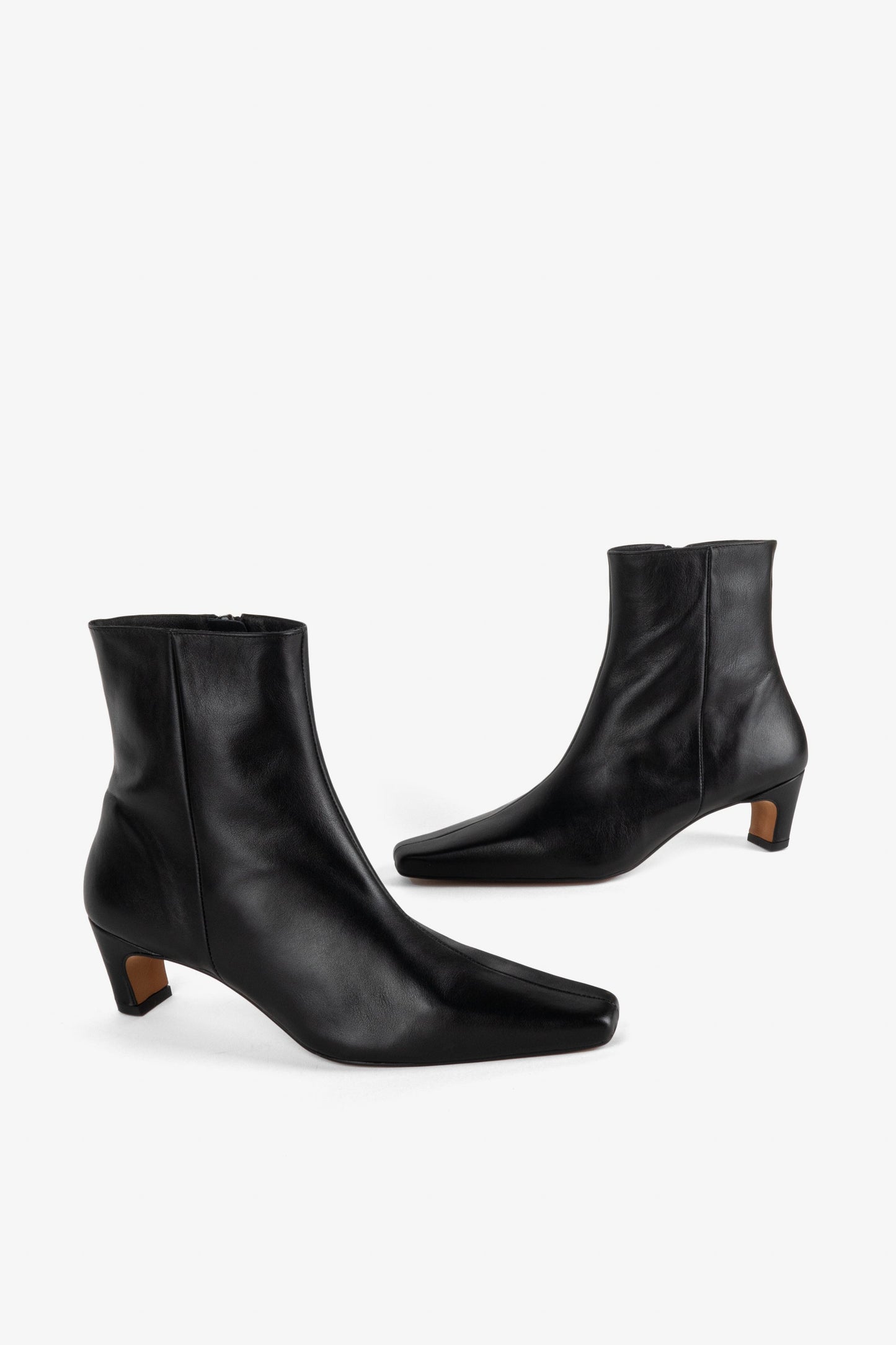 BLACK,35