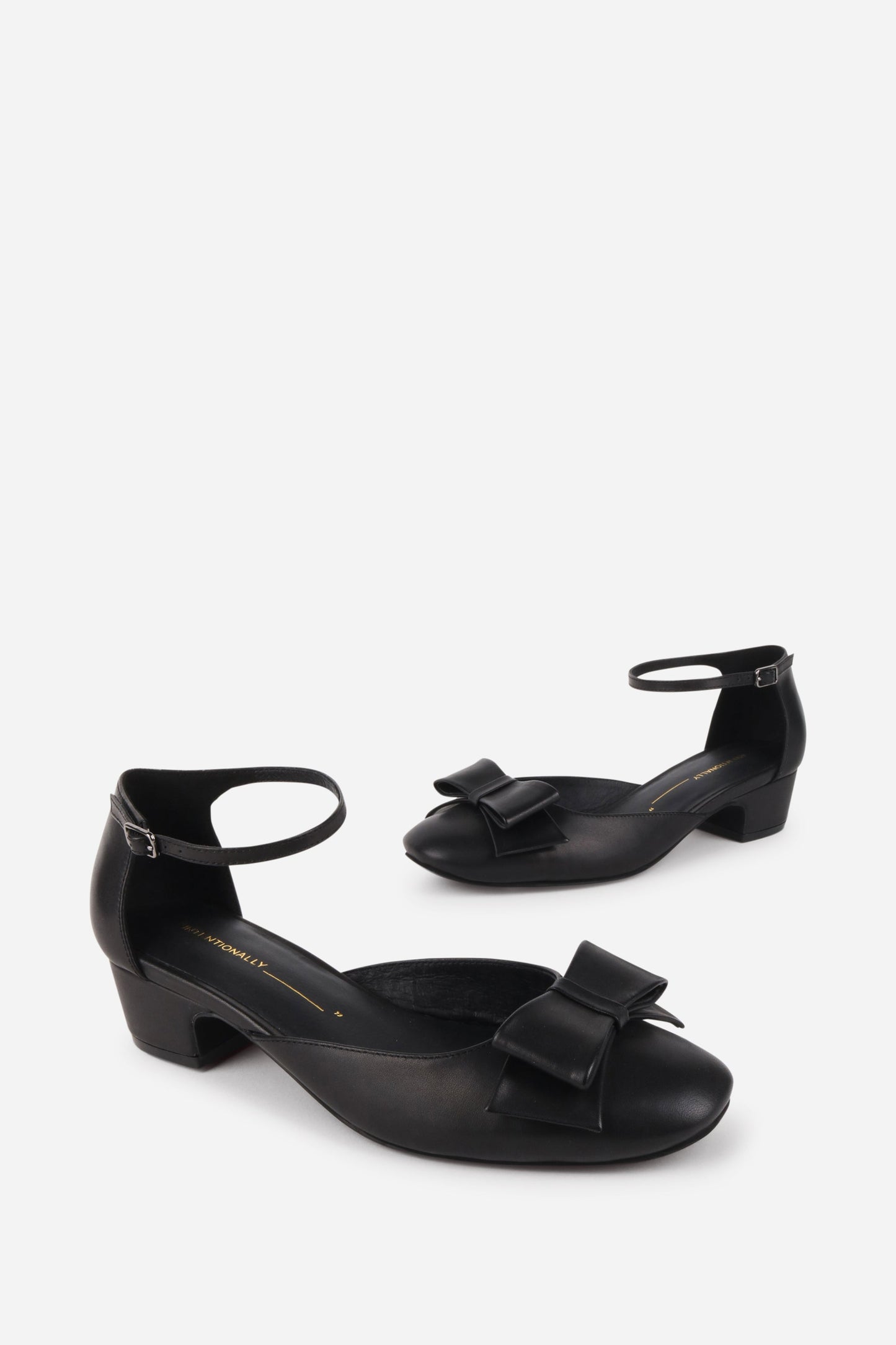 BLACK,5