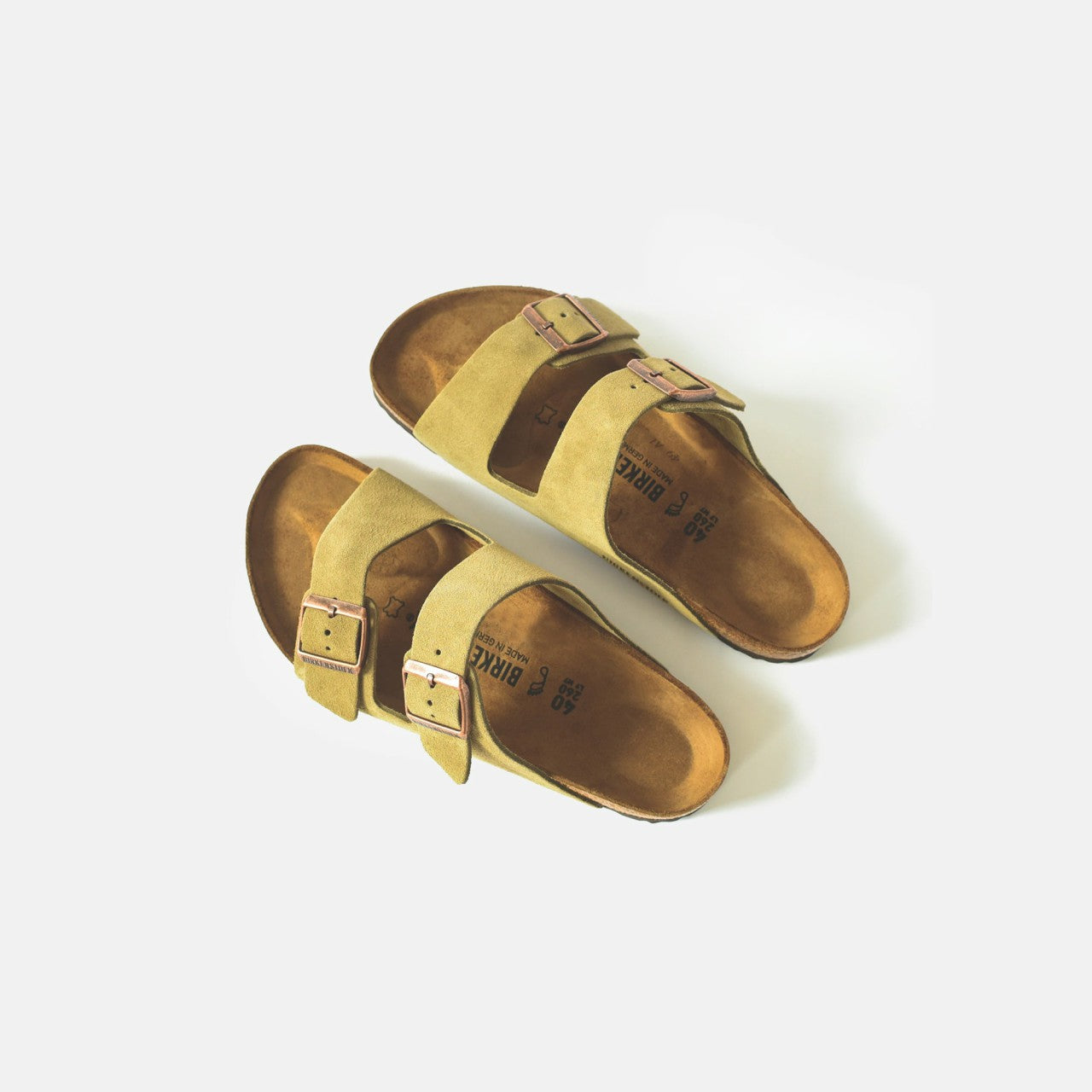 Women Kith Birkenstock WMNS Arizona Suede - Taupe