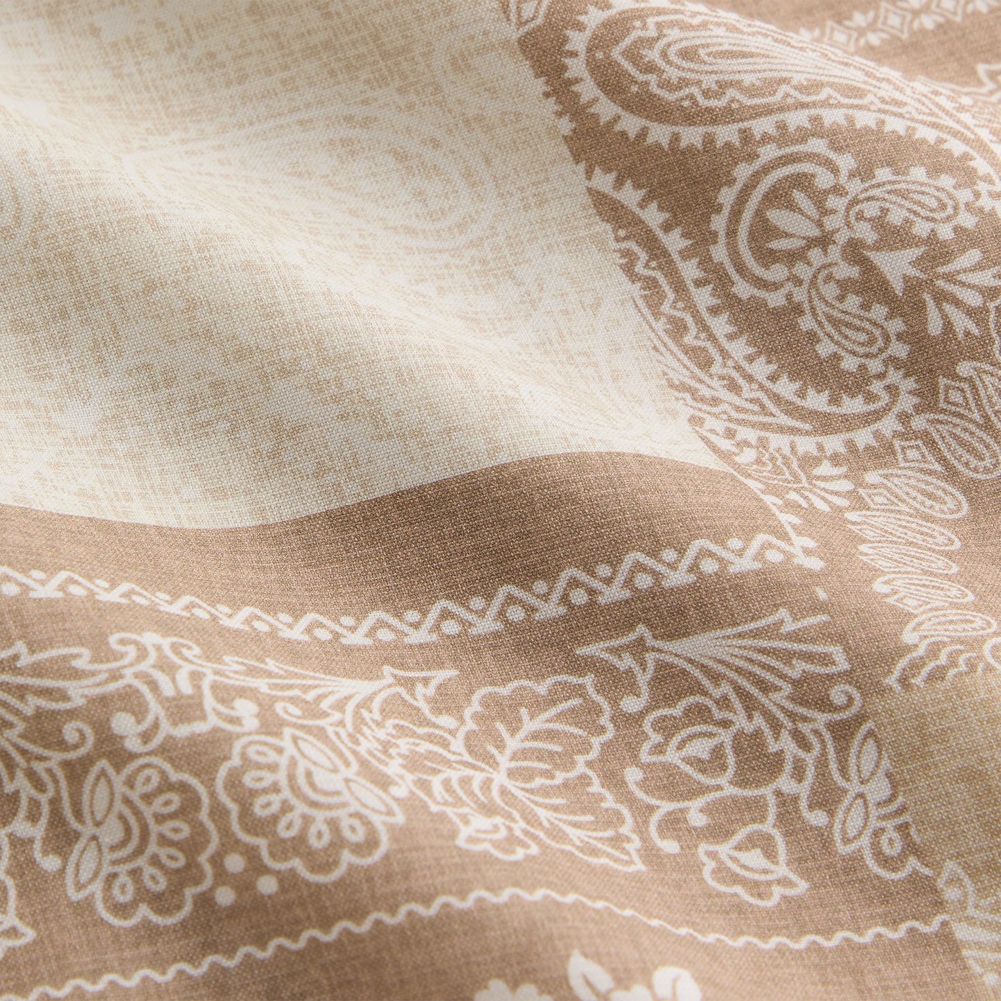 Men Kith Kith Silk Lyocell Bandana Reade Shirt - Canvas