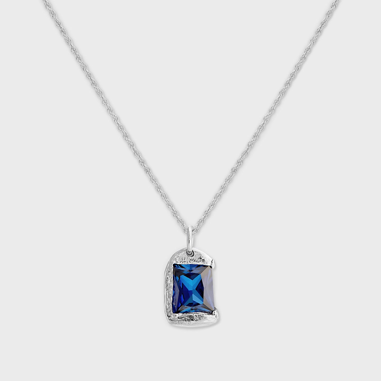 Men Kith Bleue Burnham Rose Pendant - Blue