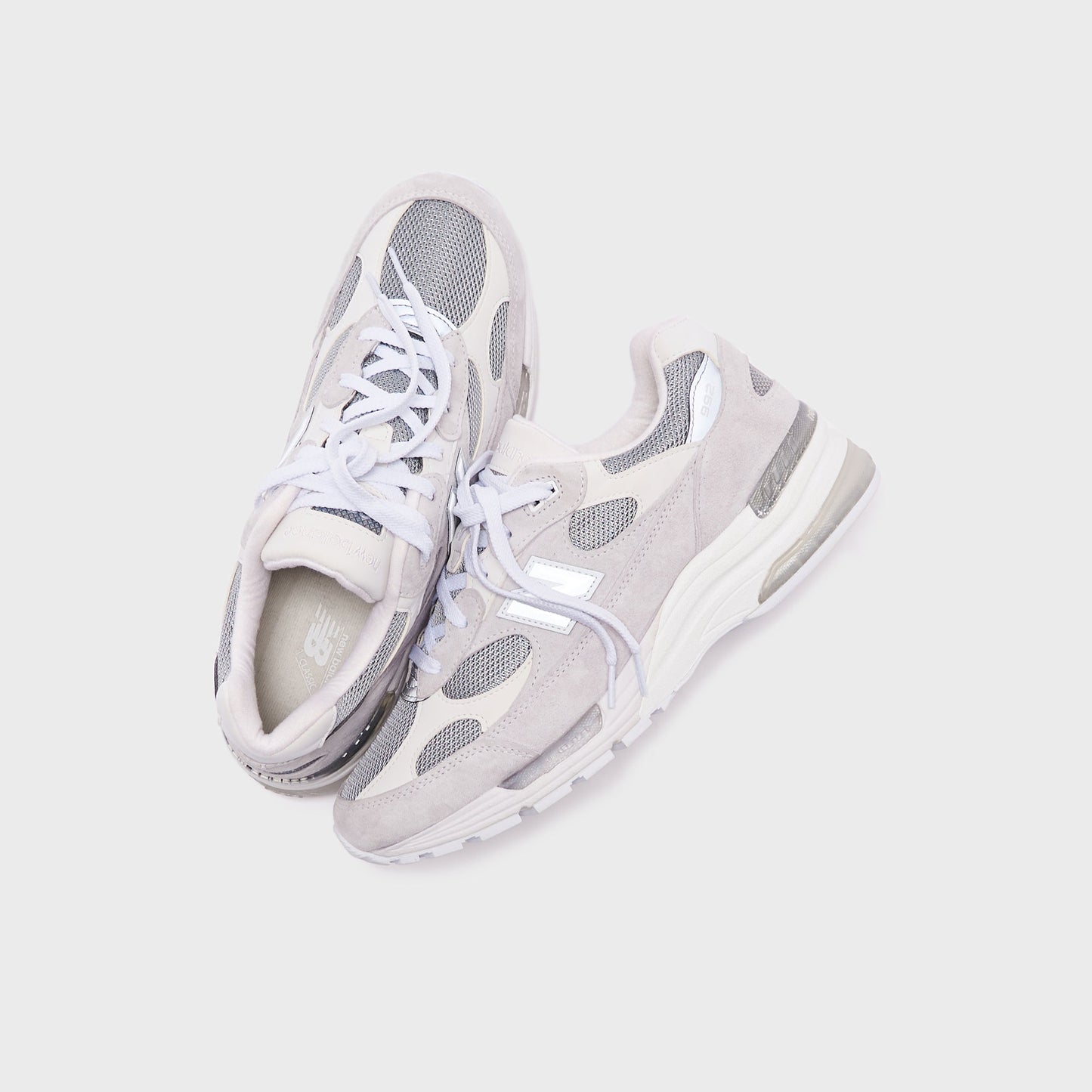 Men Kith New Balance 992 Made in USA - White / Silver Metalic