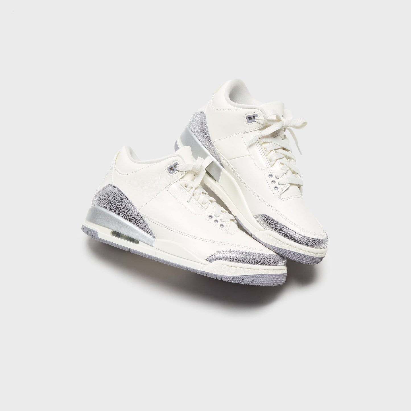 Women Kith Nike WMNS Air Jordan 3 Retro - Sail / Cement Grey / Metallic Silver