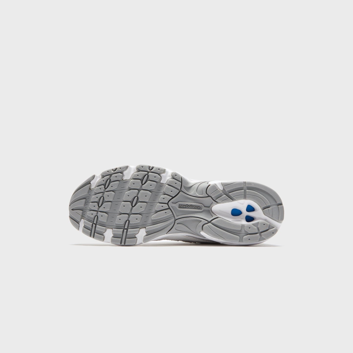 Women Kith New Balance WMNS 740 - Grey / Reflection / Slate Grey