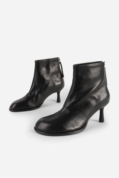 BLACK,5