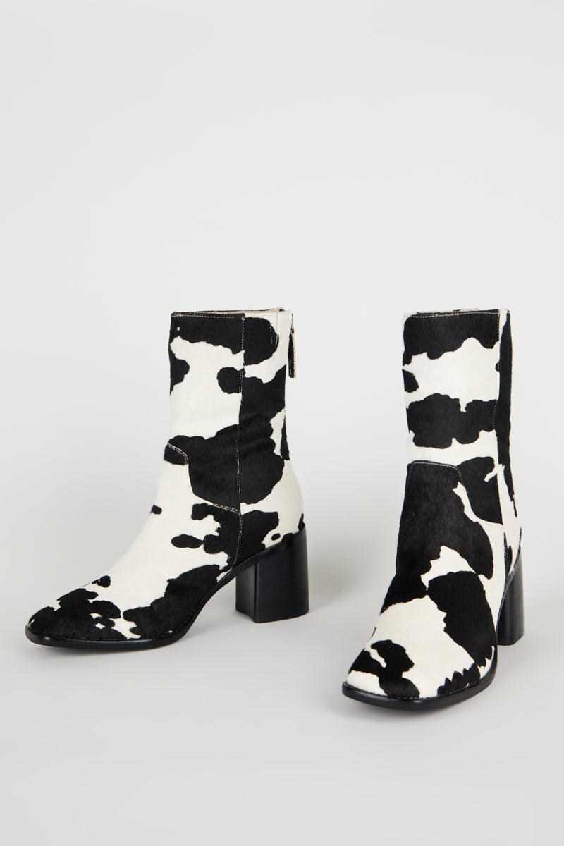BLACK MOO,5