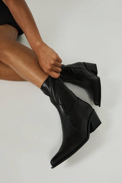 Intentionally Blank MATTIE HEELED BOOT