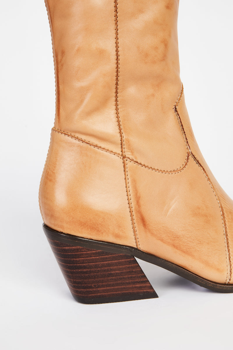 Intentionally Blank MATTIE HEELED BOOT