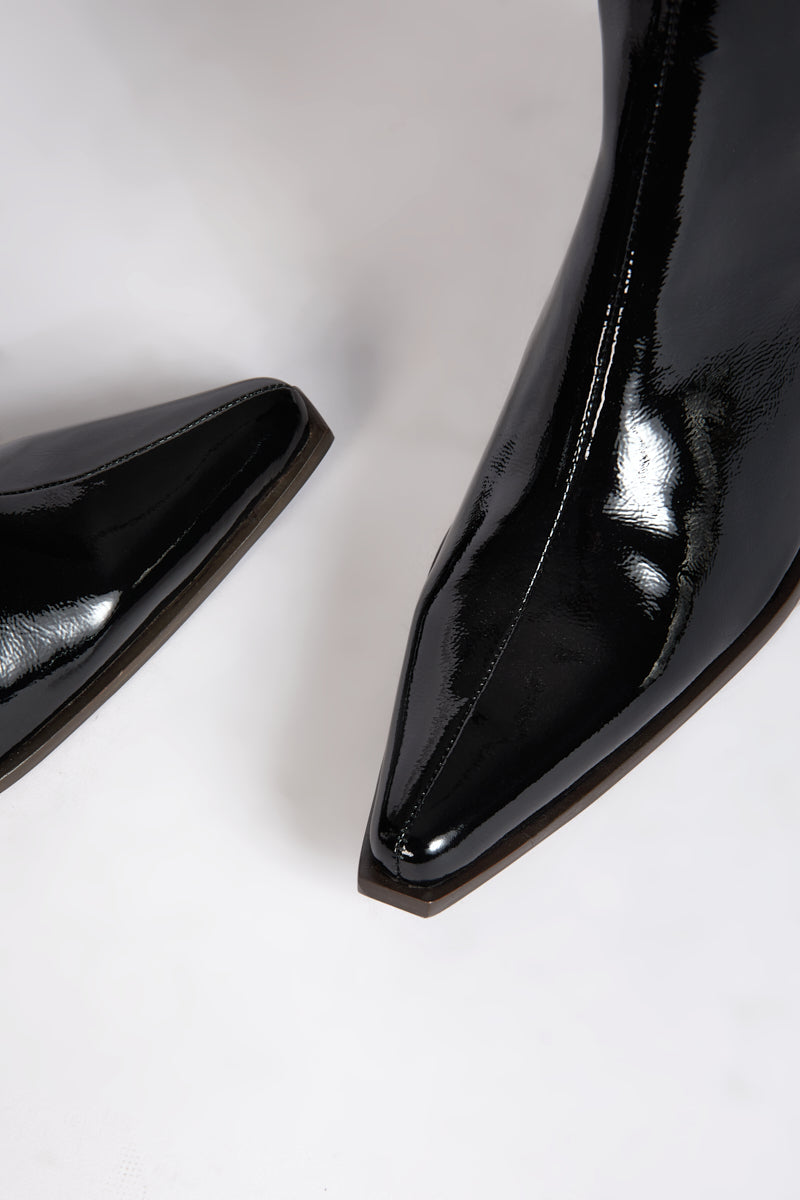 Intentionally Blank HILLARY PATENT WESTERN BOOT