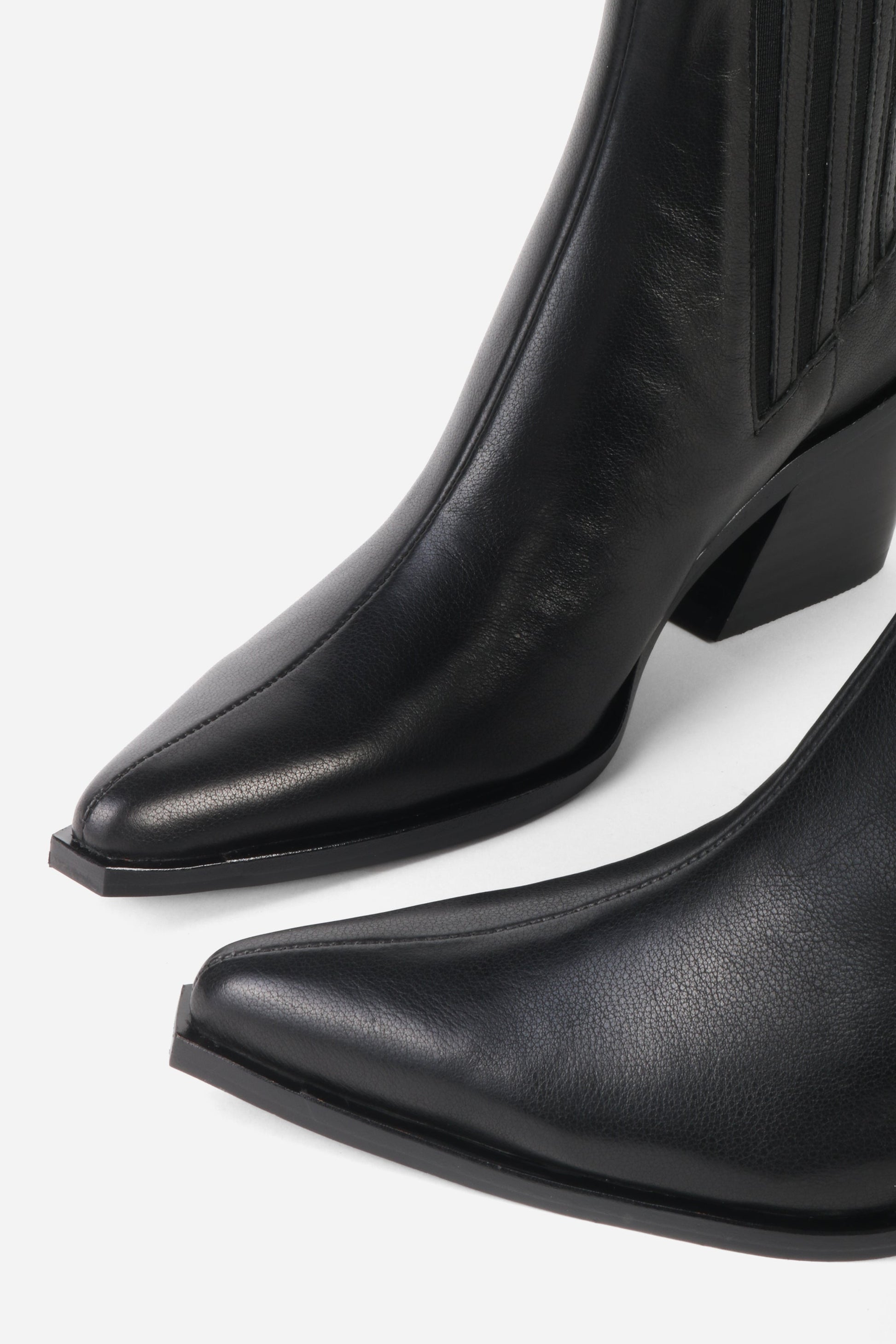 Intentionally Blank HILLARY LEATHER WESTERN BOOT