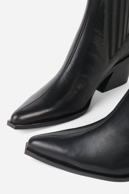 Intentionally Blank HILLARY LEATHER WESTERN BOOT