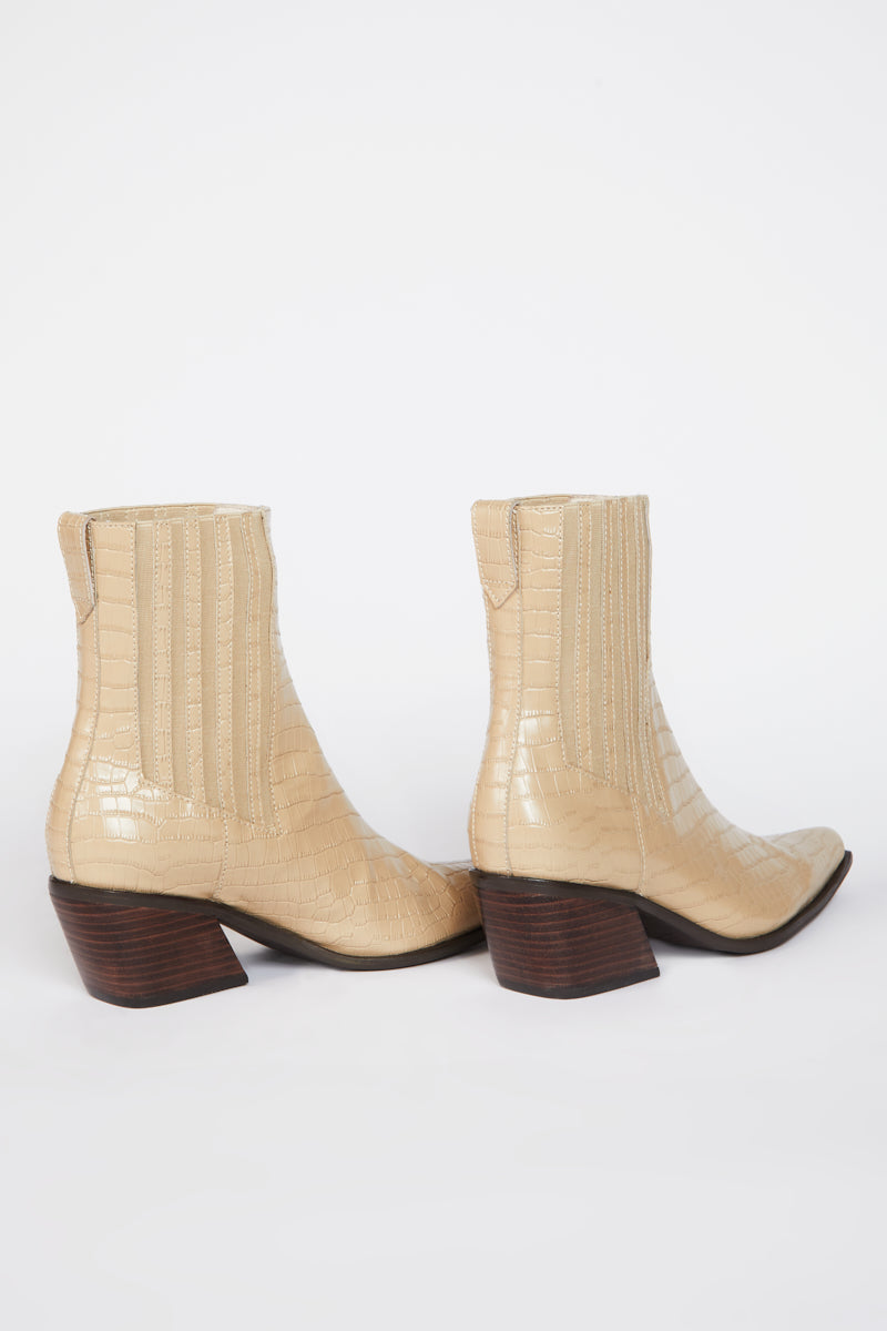 Intentionally Blank HILLARY CROC WESTERN BOOT