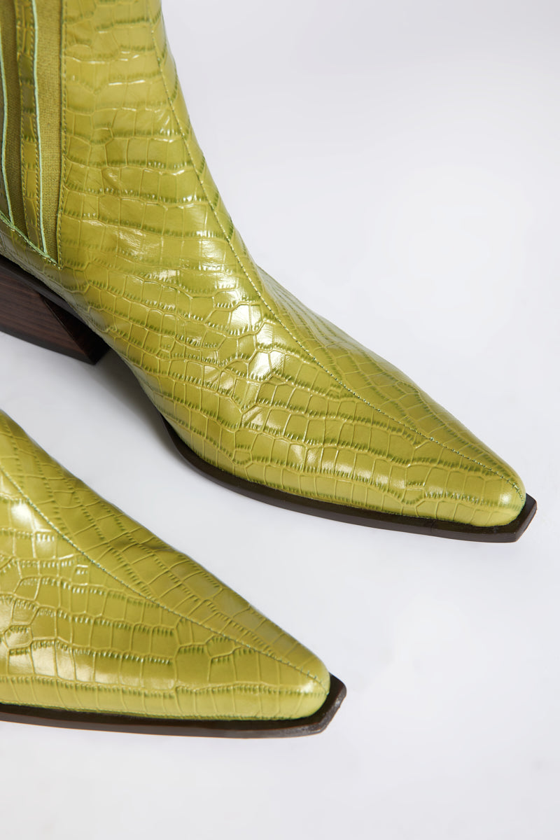 Intentionally Blank HILLARY CROC WESTERN BOOT