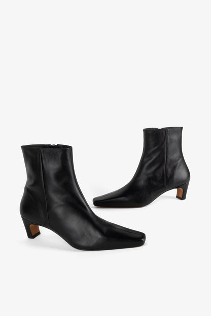 BLACK,35