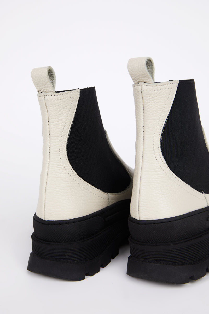 Intentionally Blank COURT LUG SOLE PLATFORM BOOT