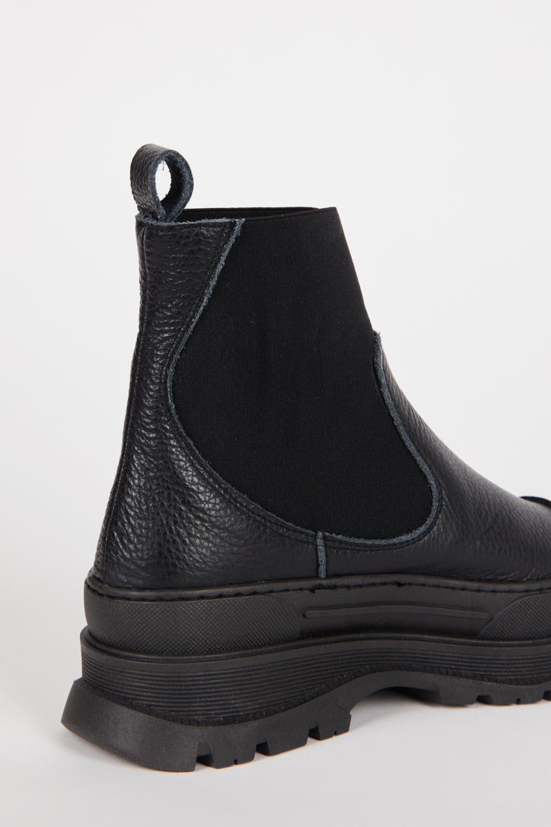Intentionally Blank COURT LUG SOLE PLATFORM BOOT