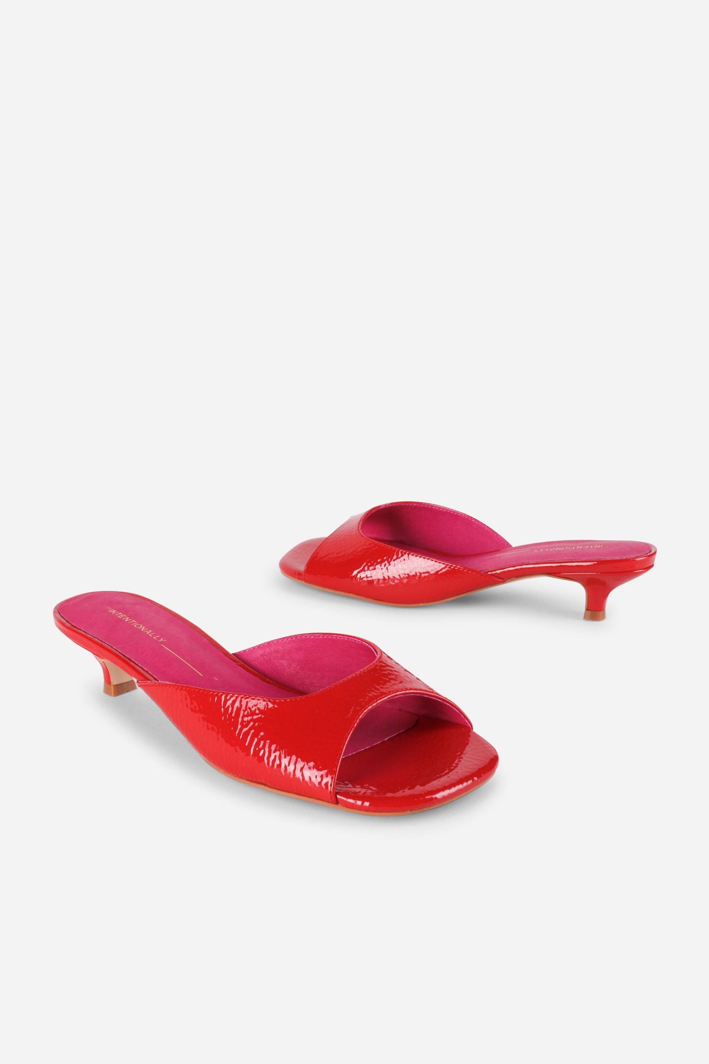 Intentionally Blank CEE KITTEN HEEL MULE