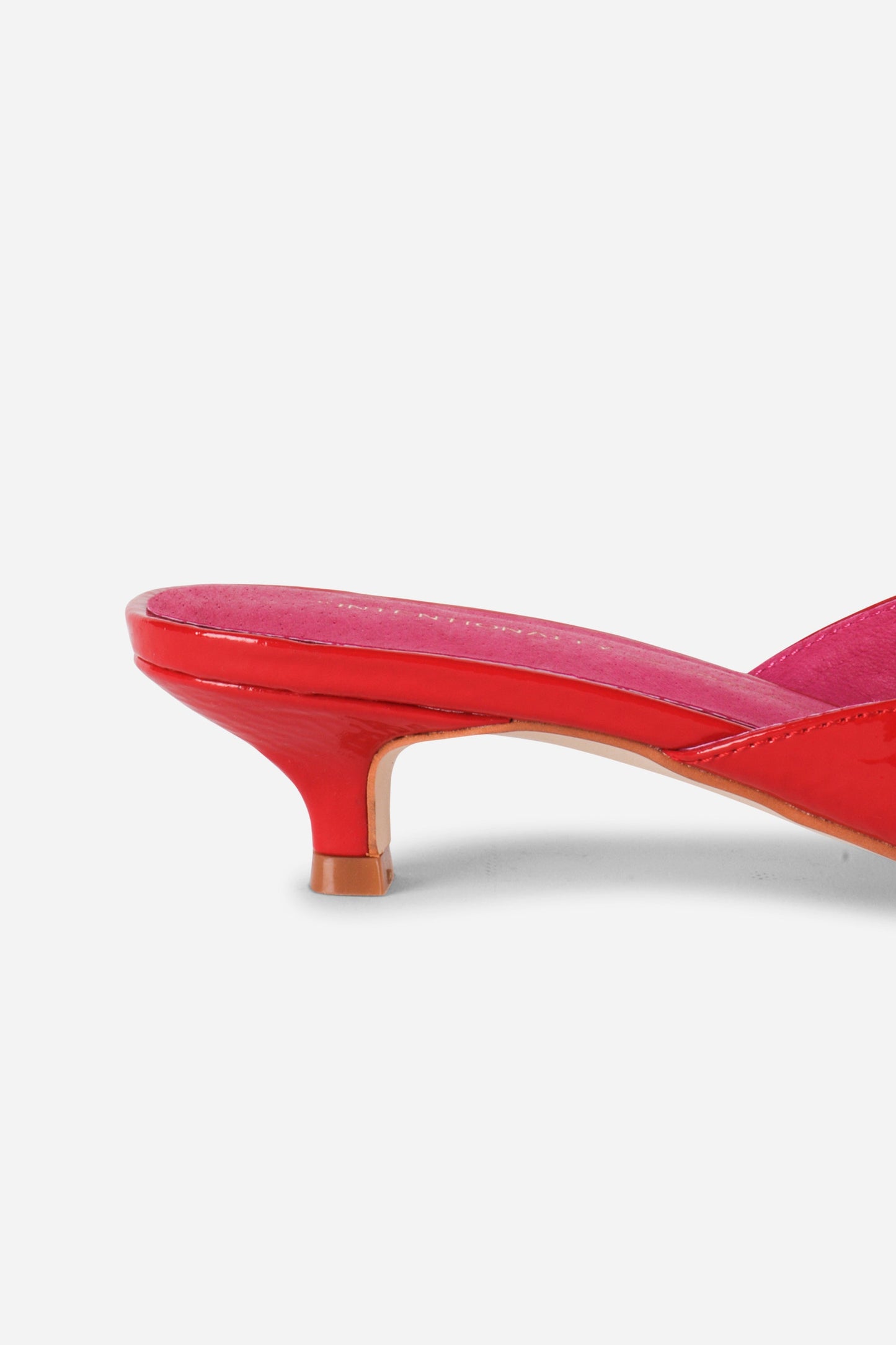 Intentionally Blank CEE KITTEN HEEL MULE