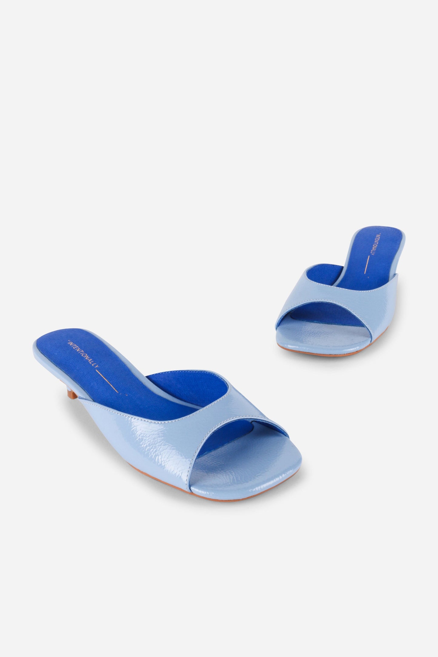Intentionally Blank CEE KITTEN HEEL MULE