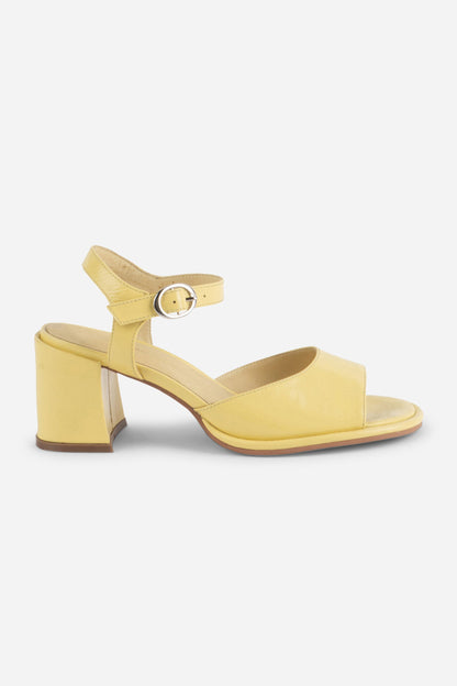 Intentionally Blank ASTRO HEELED SANDAL