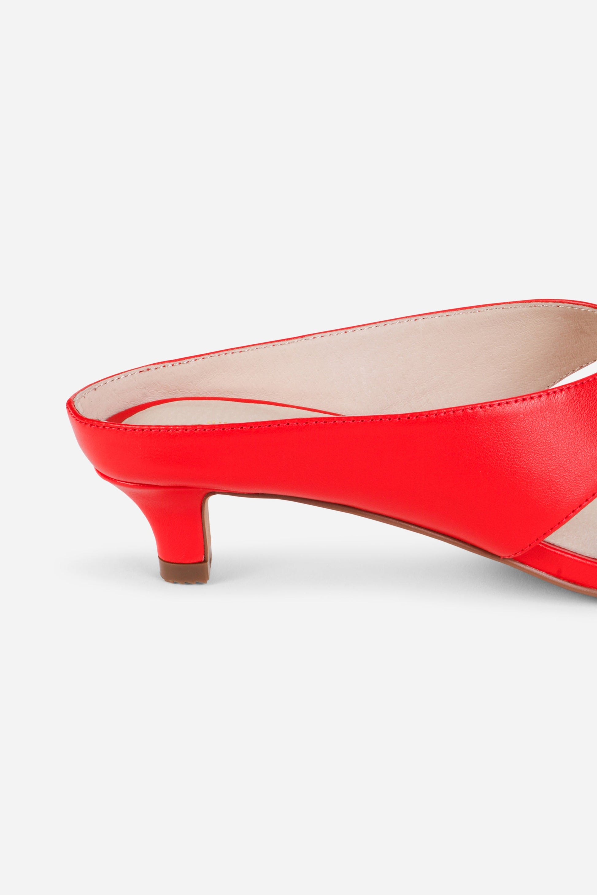 Intentionally Blank YEAR AHEAD LEATHER KITTEN HEEL