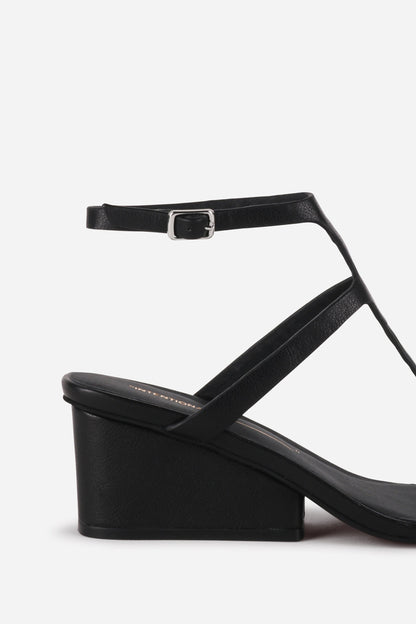 Intentionally Blank SEMY WEDGE HEEL SANDAL