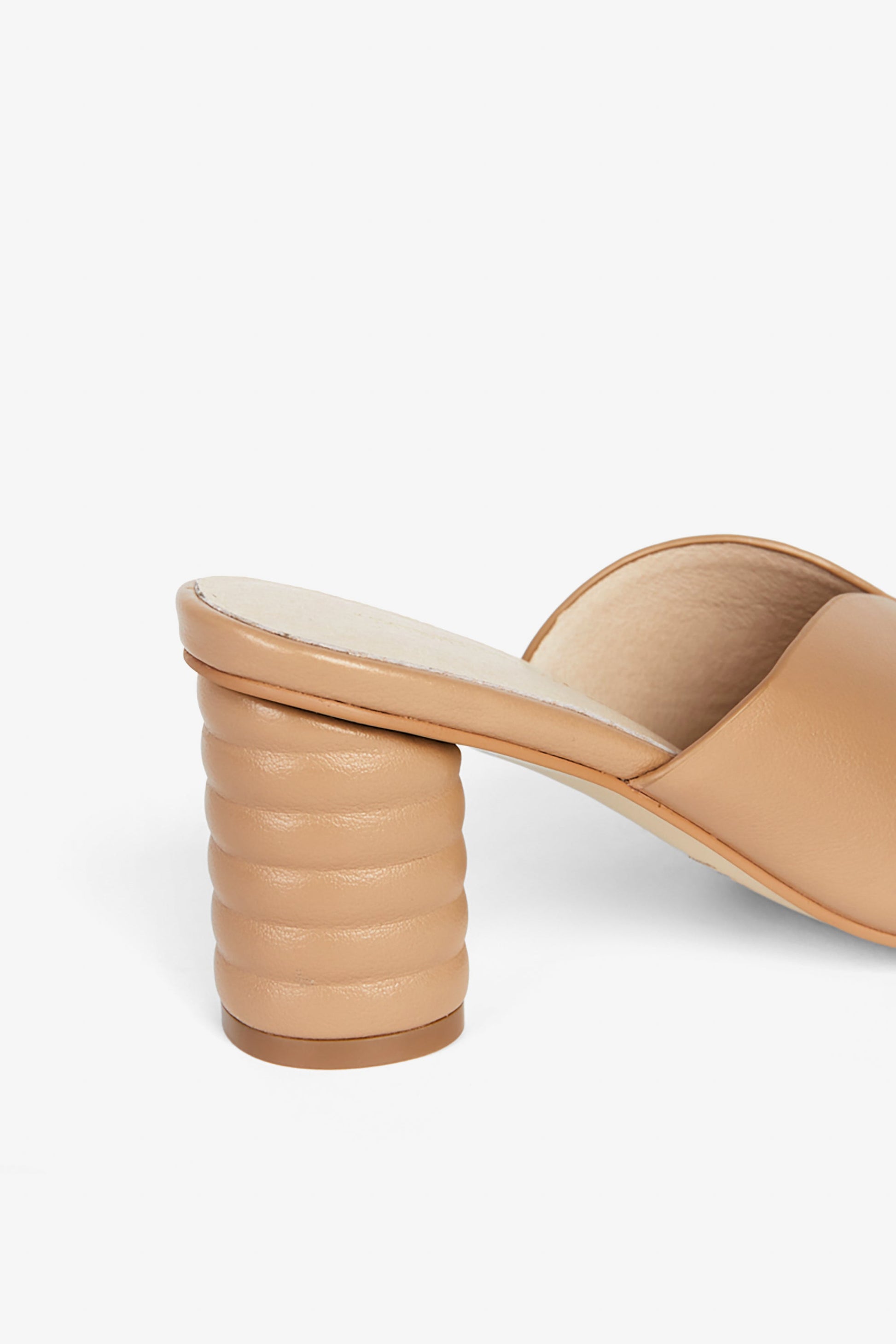 Intentionally Blank KAMIKA HEEL