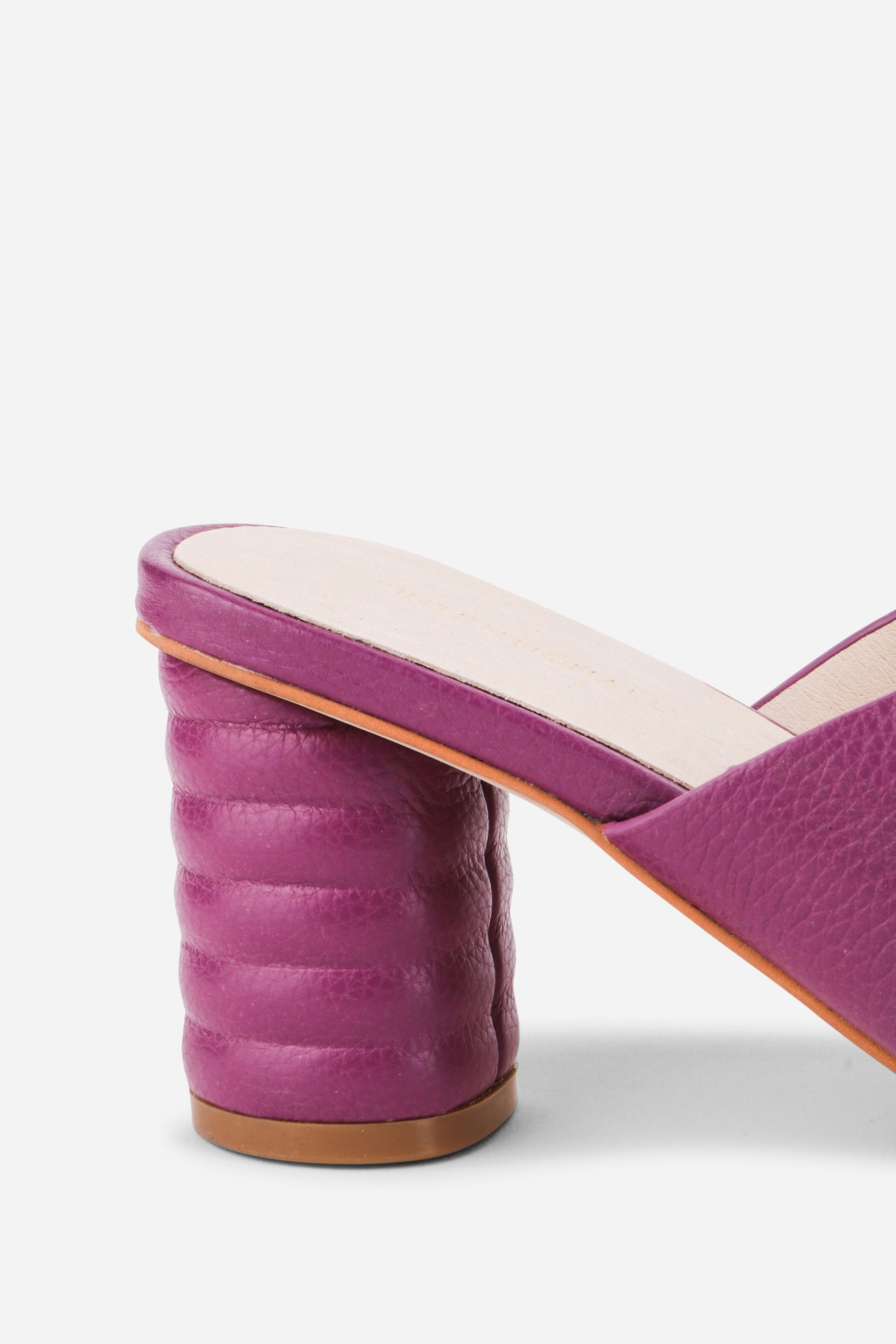 Intentionally Blank KAMIKA HEEL