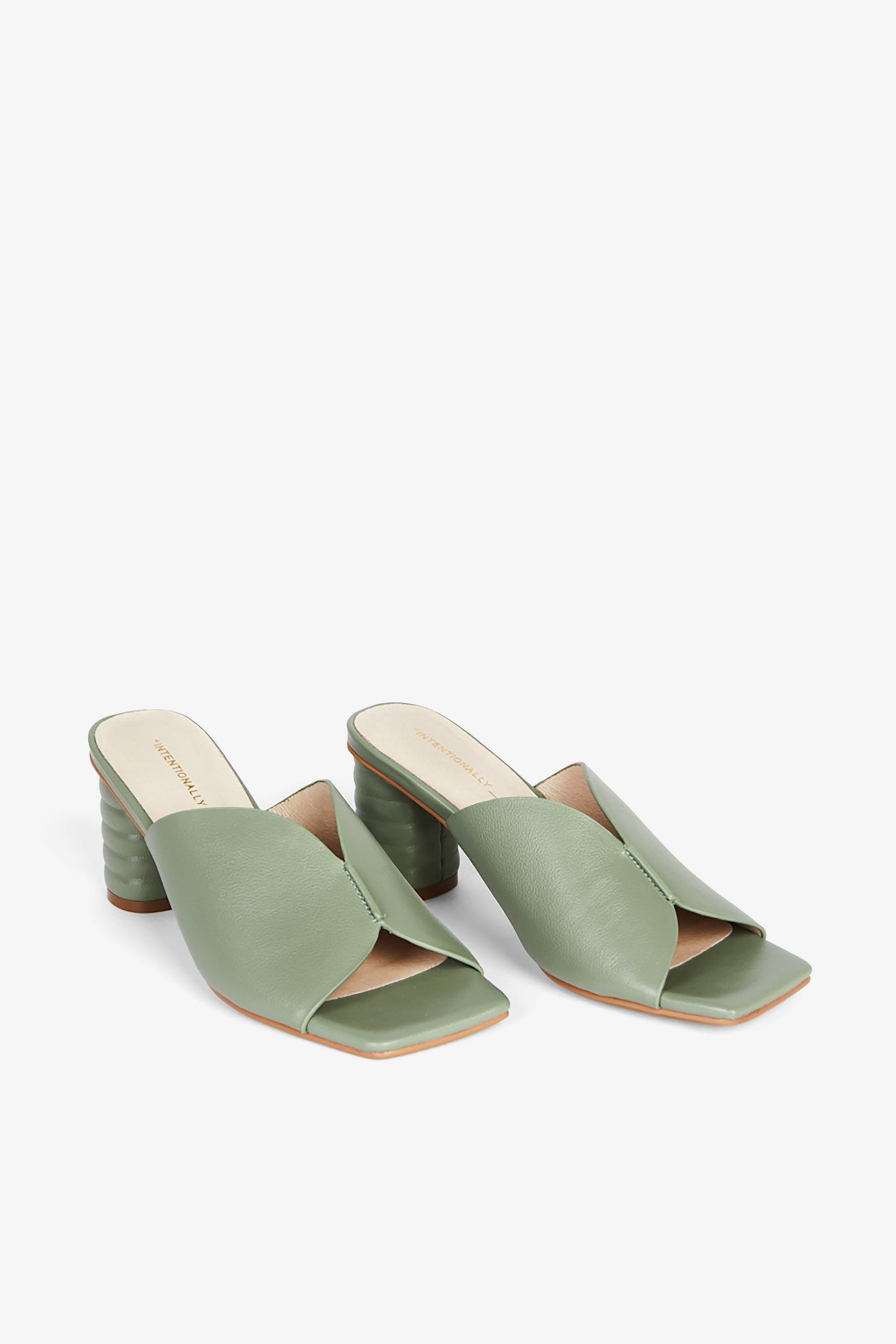 Intentionally Blank KAMIKA HEEL