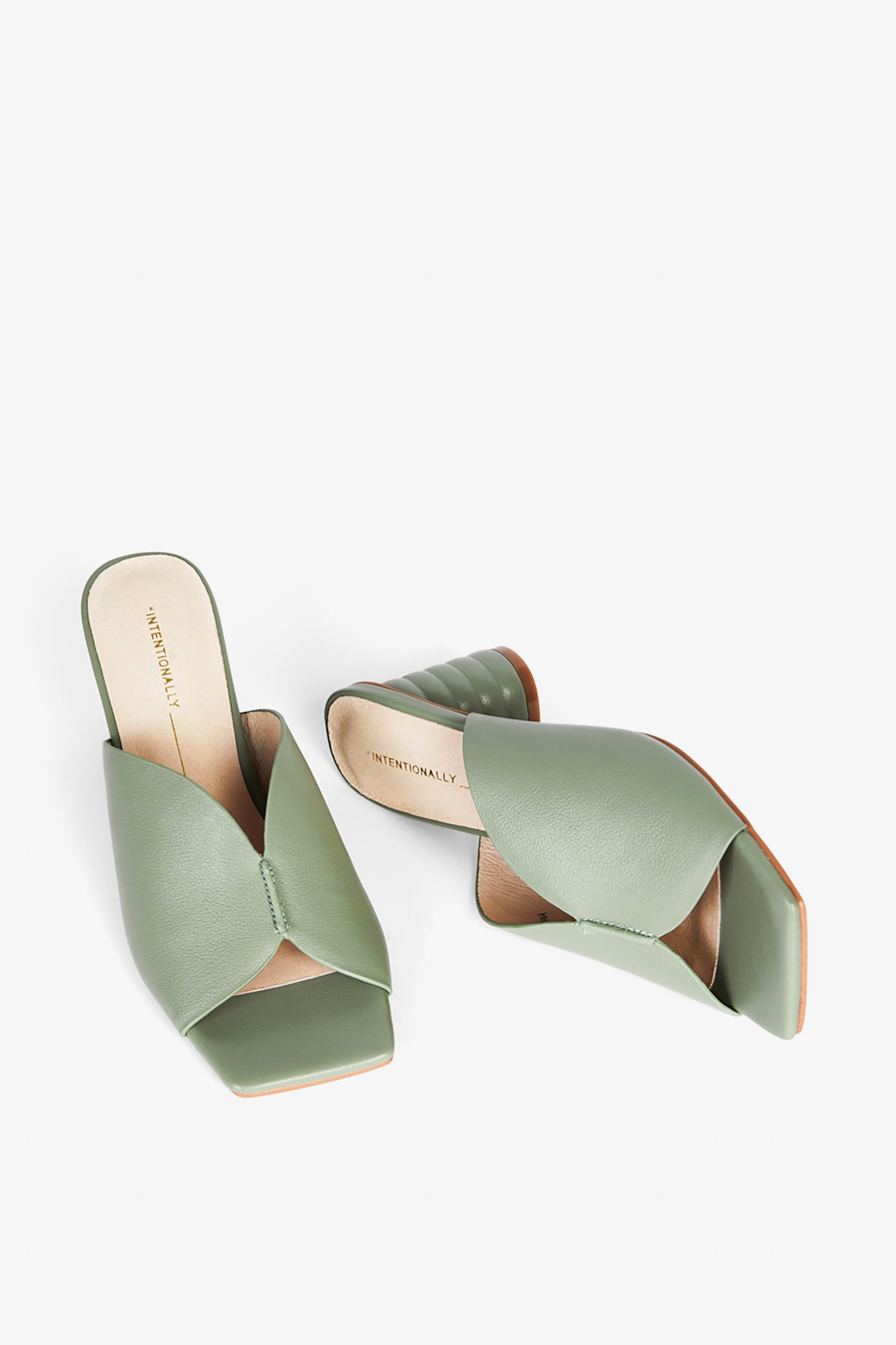 Intentionally Blank KAMIKA HEEL