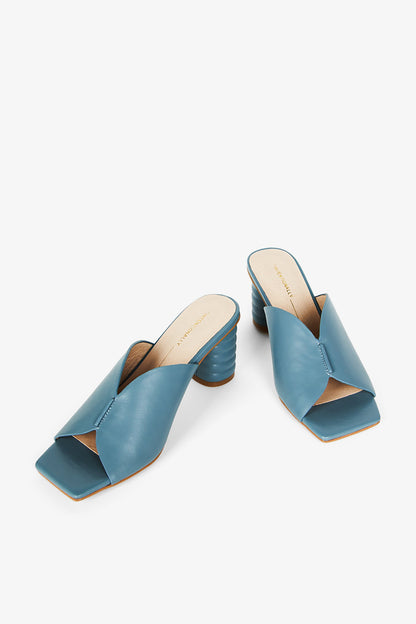 Intentionally Blank KAMIKA HEEL