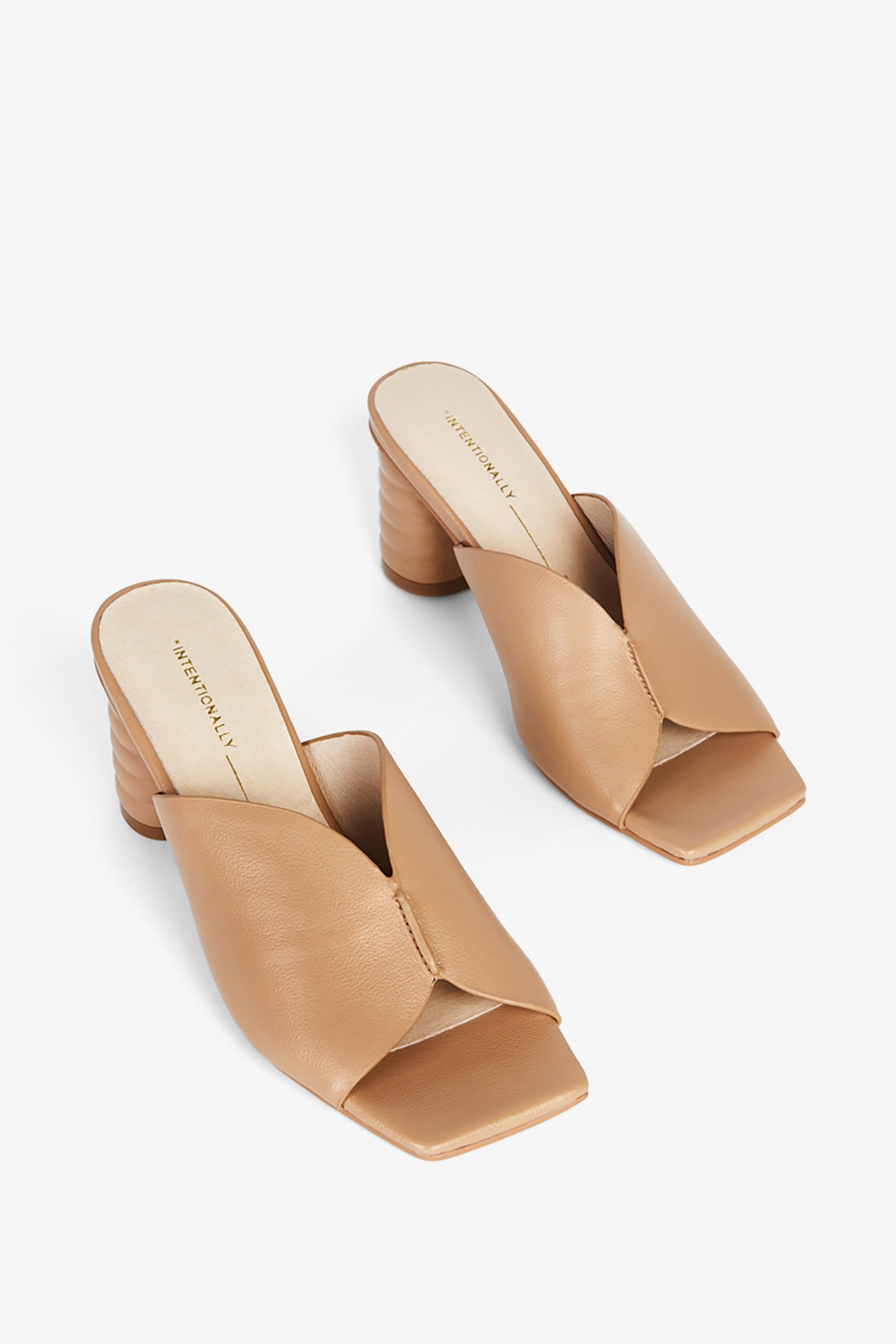 Intentionally Blank KAMIKA HEEL