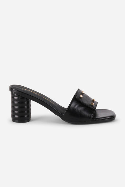 Intentionally Blank KIZMIT MULE HEEL