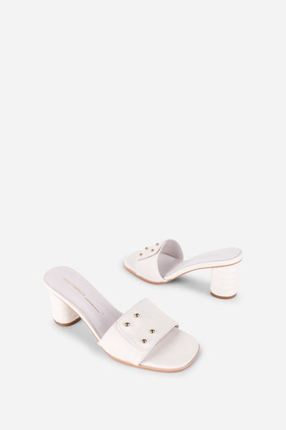 Intentionally Blank KIZMIT MULE HEEL