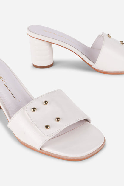 Intentionally Blank KIZMIT MULE HEEL
