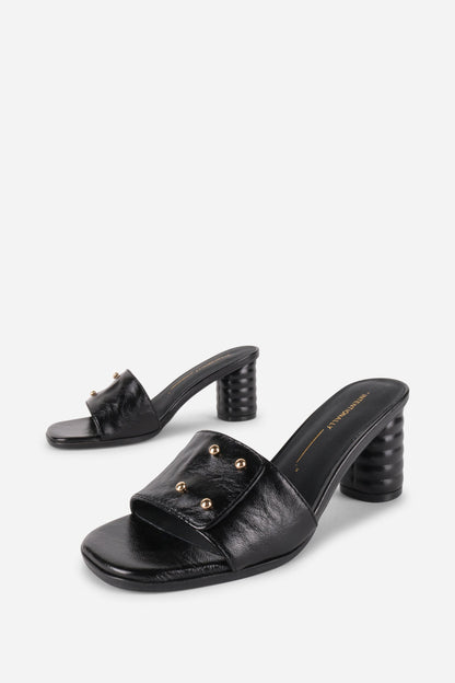Intentionally Blank KIZMIT MULE HEEL