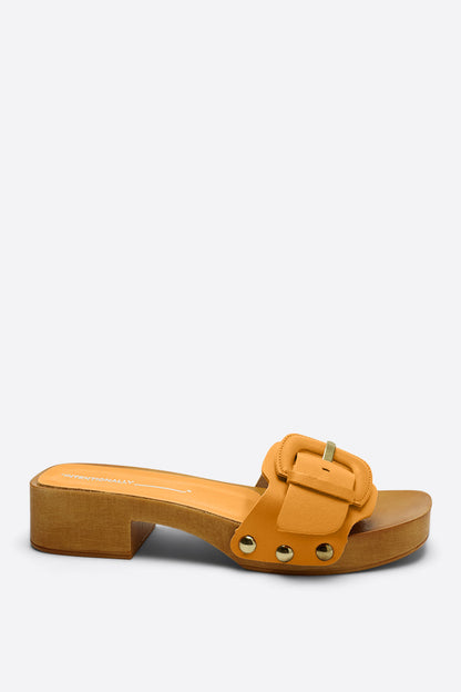 Intentionally Blank MAR LEATHER CLOG