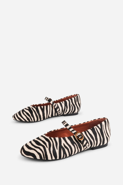 Intentionally Blank LARISA CALF HAIR MARY JANE FLAT