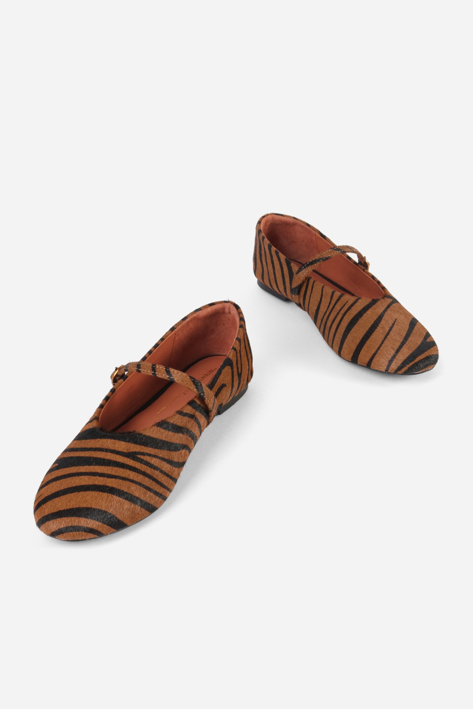 Intentionally Blank LARISA CALF HAIR MARY JANE FLAT