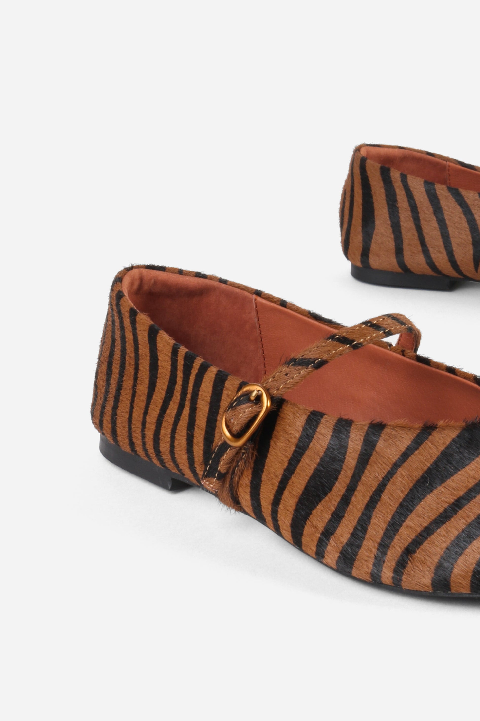 Intentionally Blank LARISA CALF HAIR MARY JANE FLAT