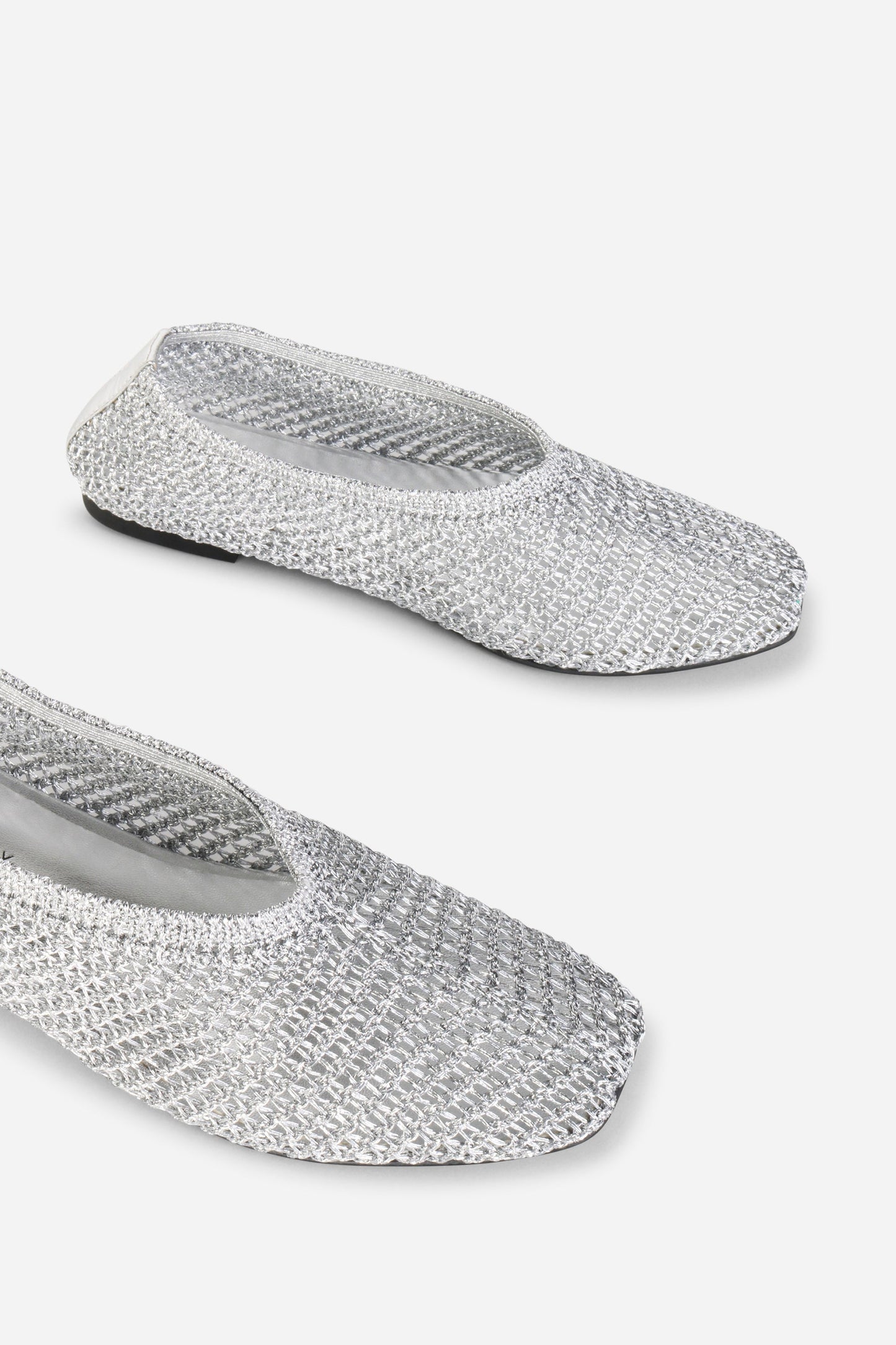 Intentionally Blank REEMA CROCHET FLAT