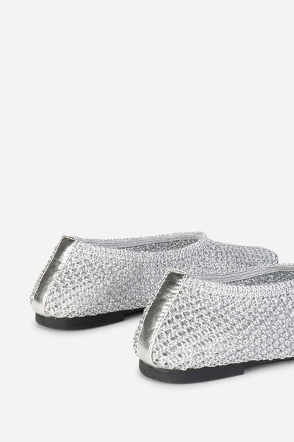 Intentionally Blank REEMA CROCHET FLAT
