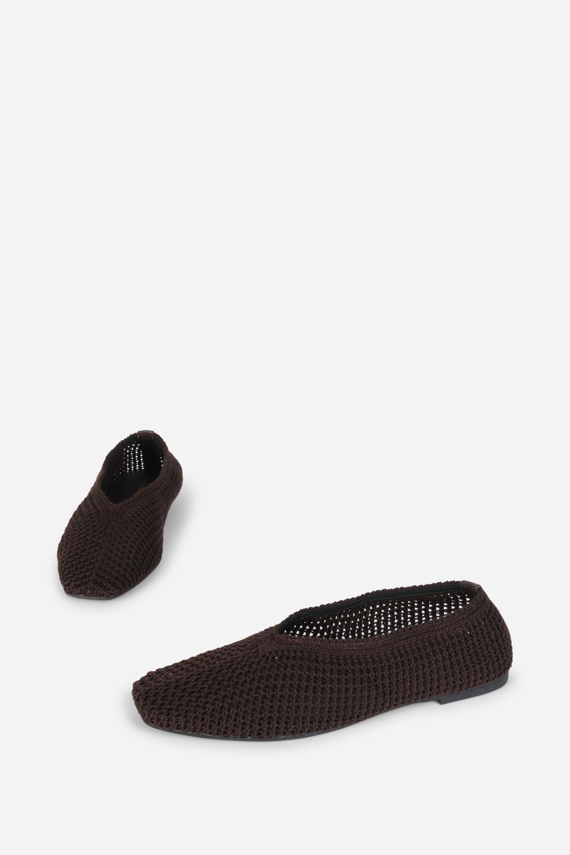 Intentionally Blank REEMA CROCHET FLAT