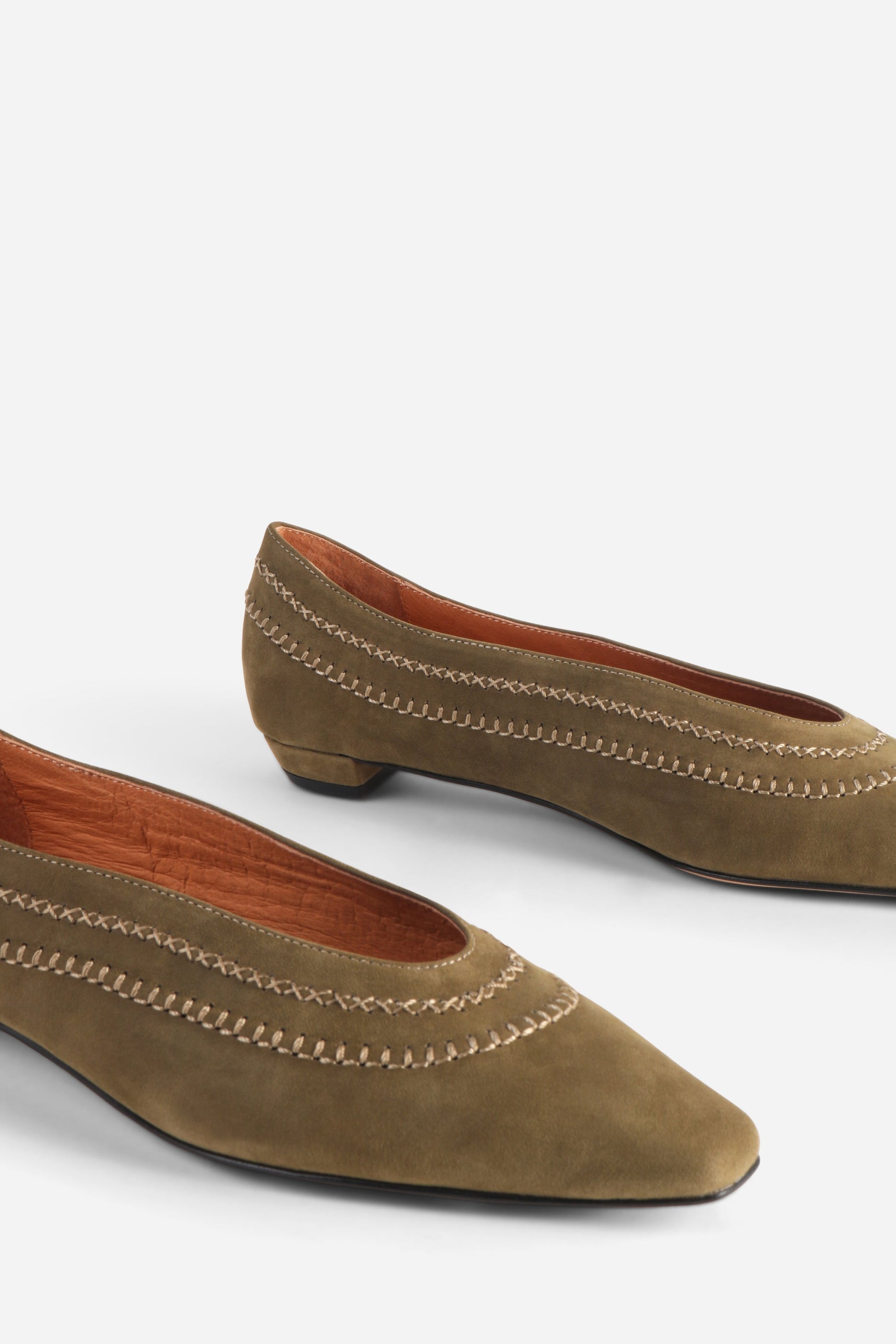 Intentionally Blank LOFTY SNIPPED TOE BALLET FLAT