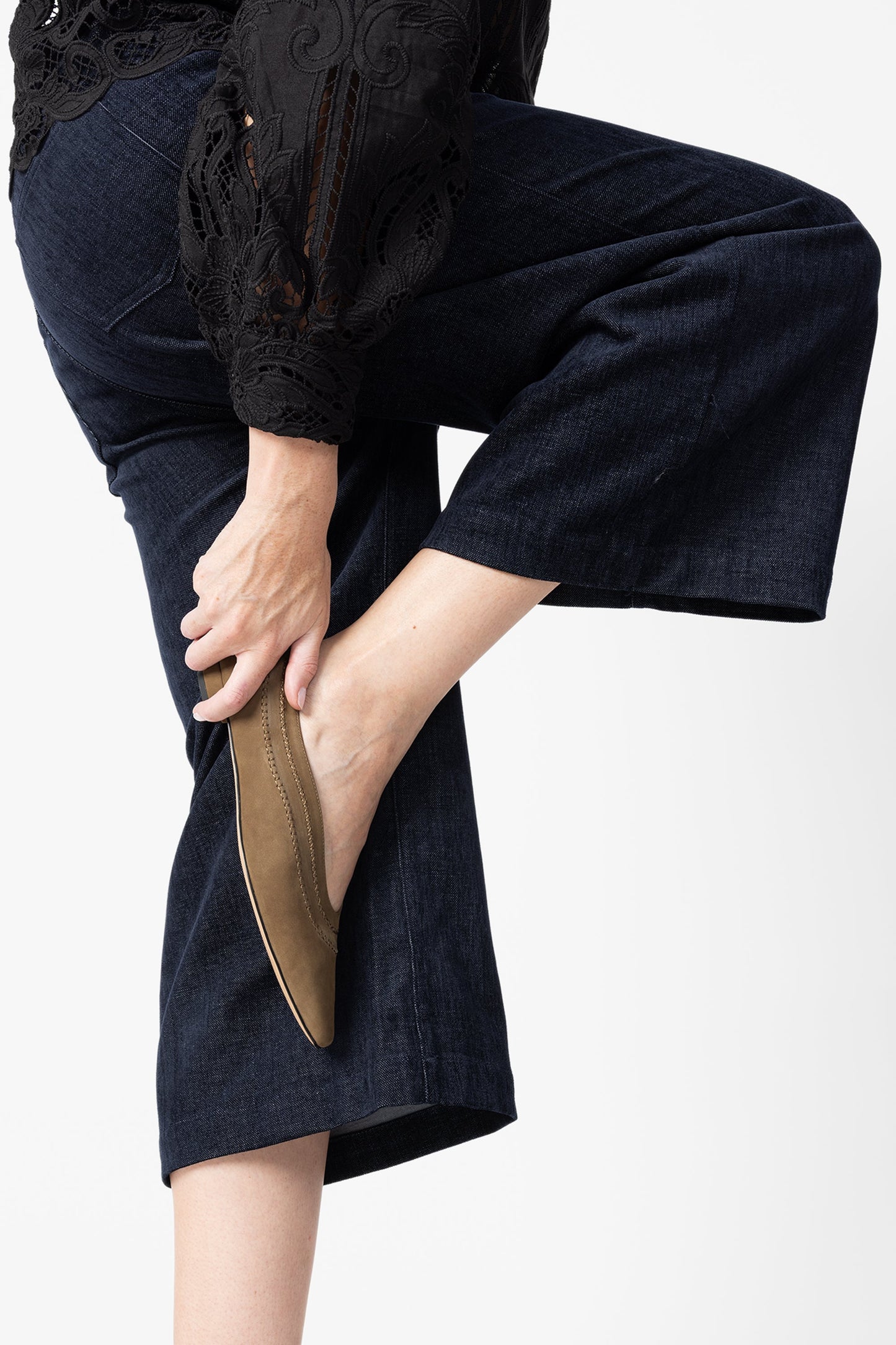 Intentionally Blank LOFTY SNIPPED TOE BALLET FLAT