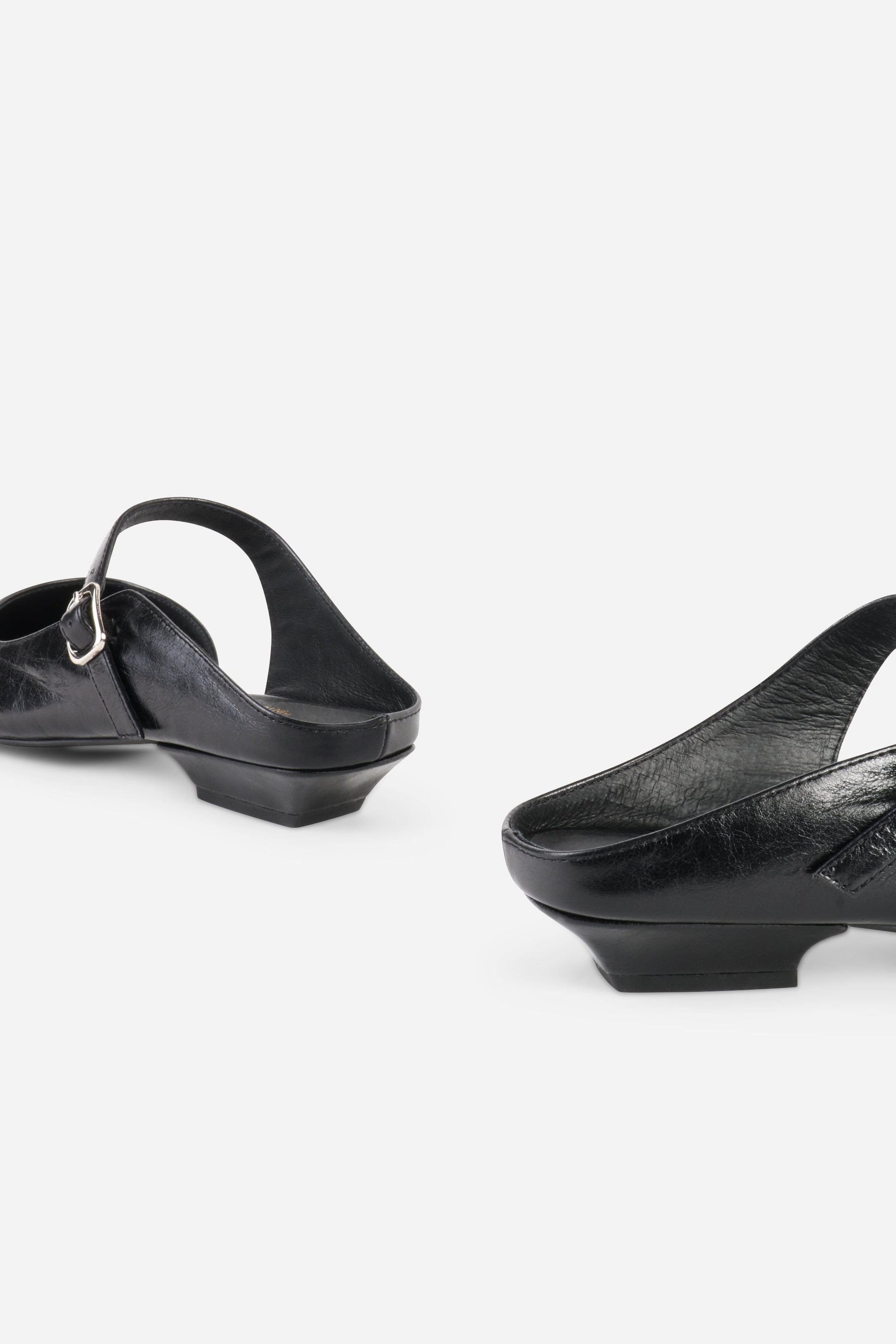 Intentionally Blank NONA LEATHER MARY JANE