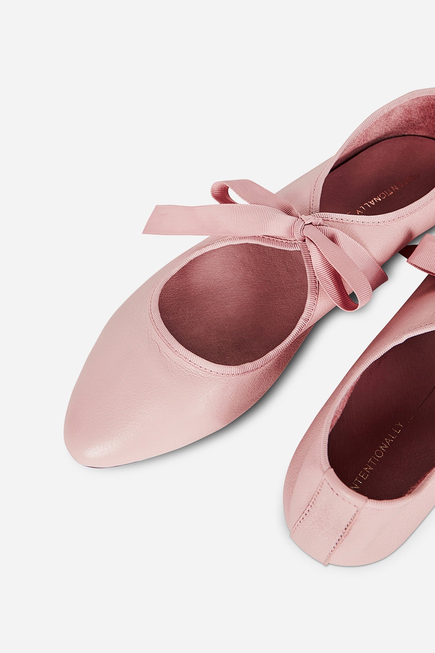 Intentionally Blank VALLEY BALLET FLAT