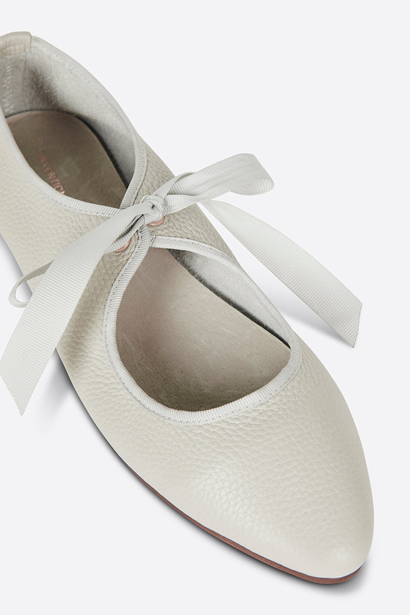 Intentionally Blank VALLEY BALLET FLAT