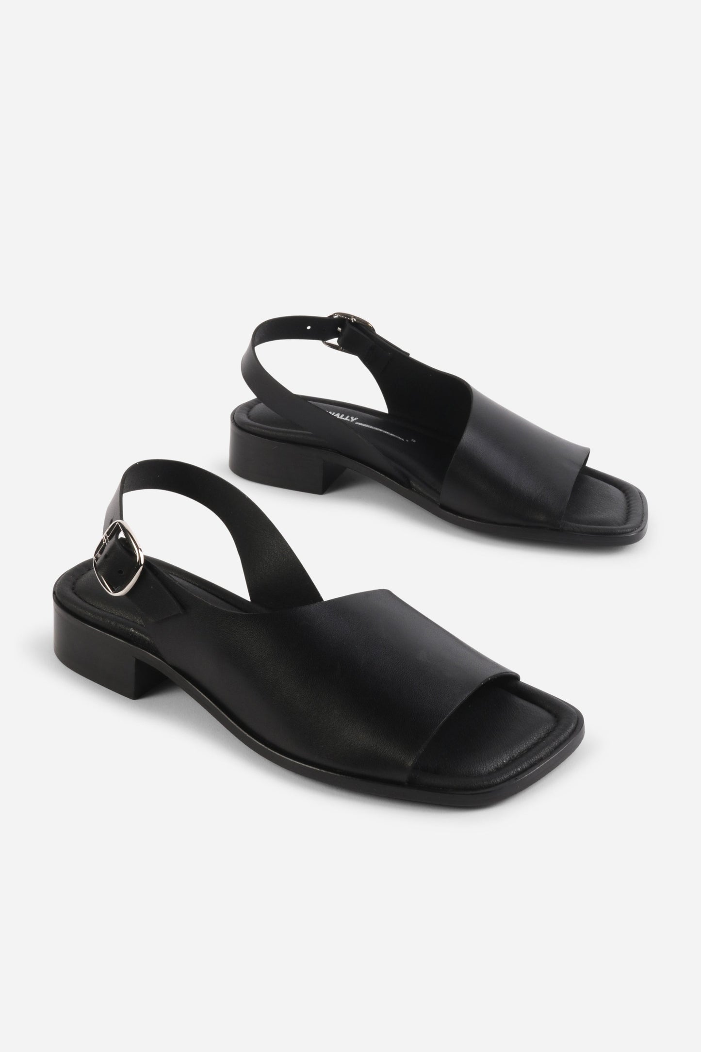 BLACK,35